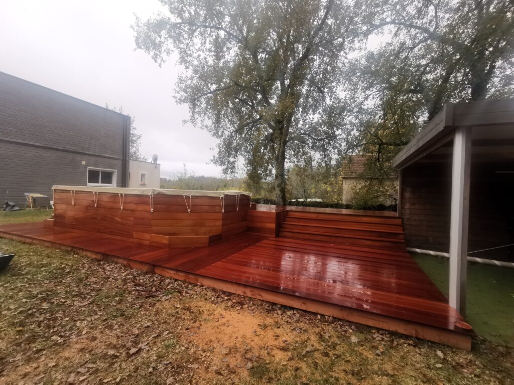 tour de piscine hors sol en bois